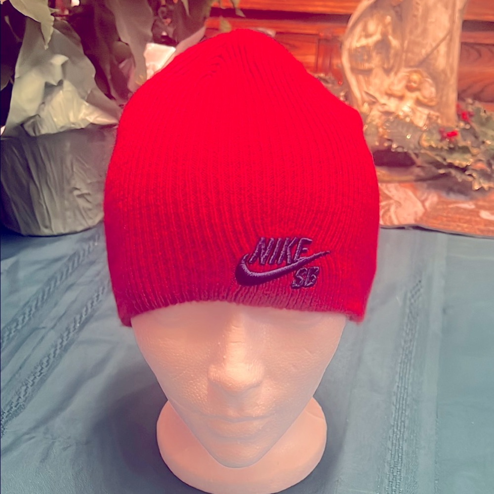 Youth Nike Red Knit Beanie- stretchy with classic logo